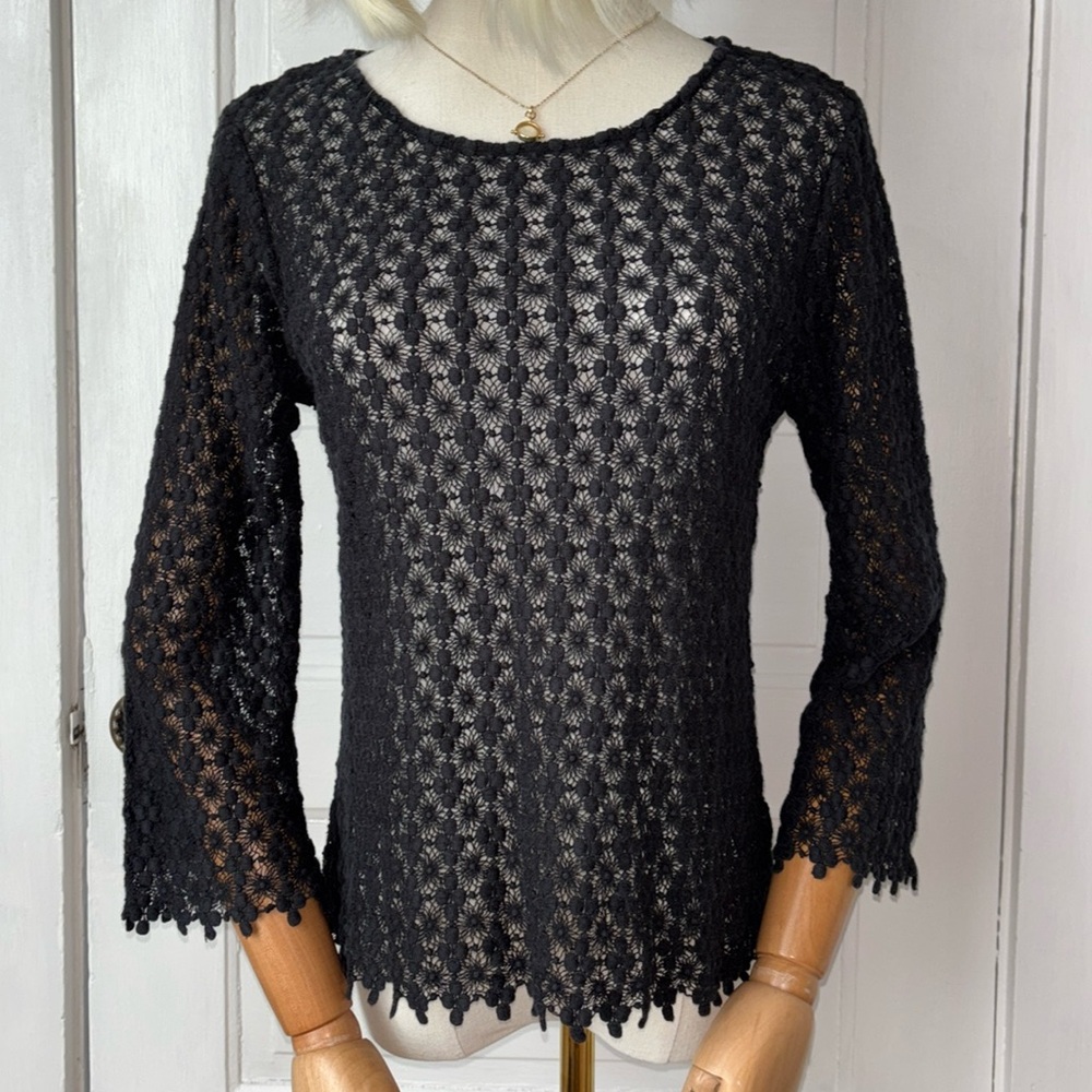 VELVET BY GRAHM & SPENCER KNIT LACE TOP